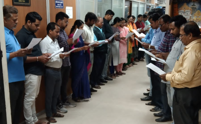 Taking Pledge for 'National Voters' Day' at DLFA on 25th January 2023